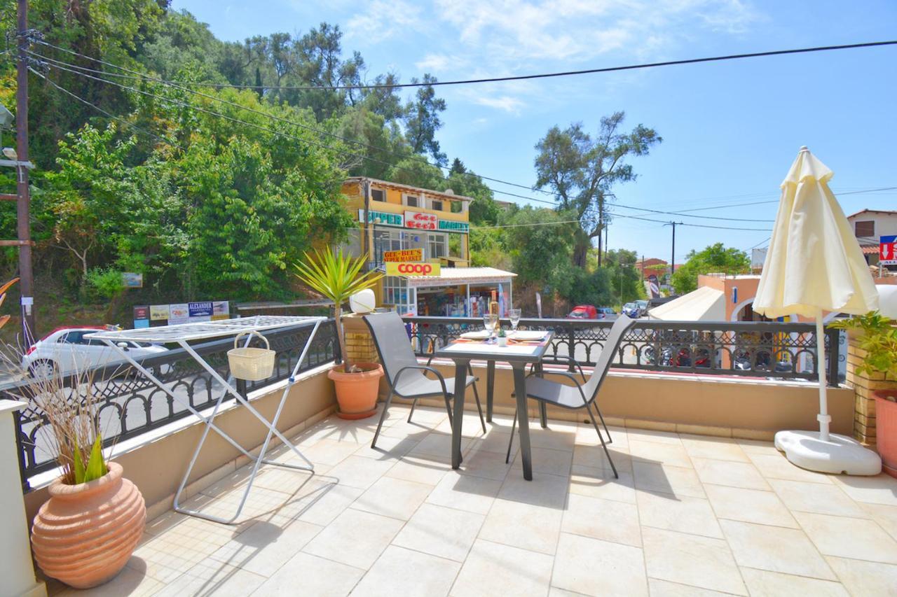Mike'S Apartments Agios Gordios  Exterior foto
